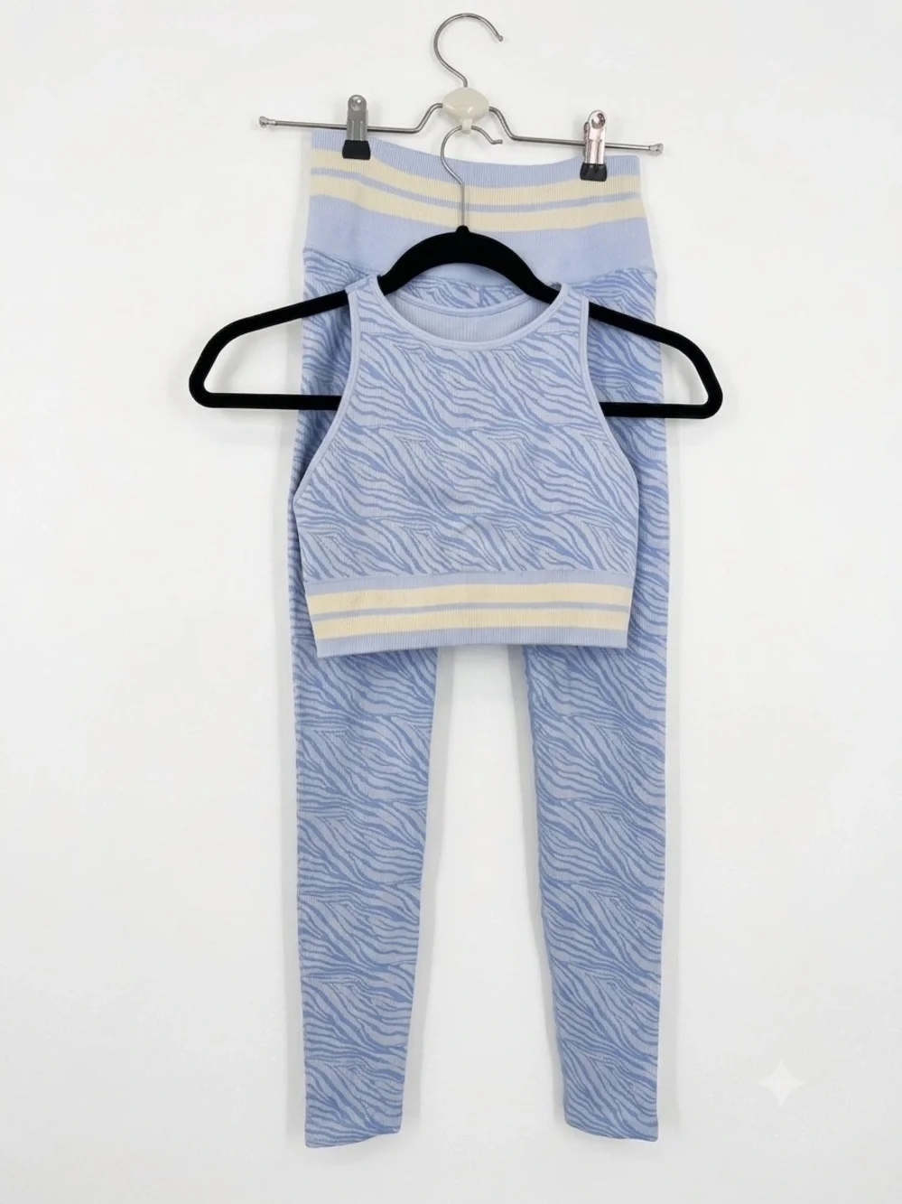 Spiritual Gangster Blue Zebra Seamless Legging and Bra Set - Size XS